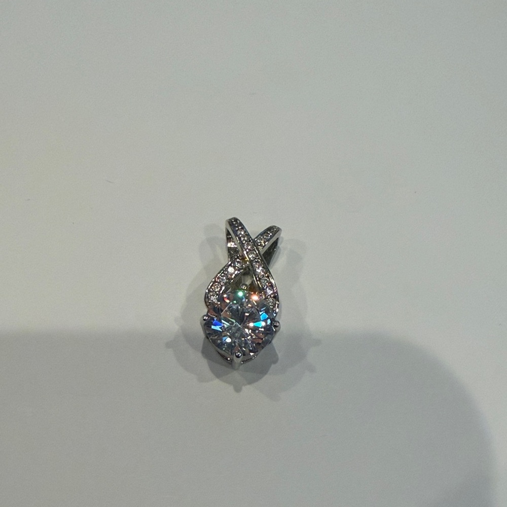 Elegant Silver Pendant with Crystal Accents